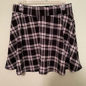 Black & White Plaid Skirt